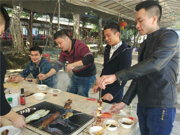 廣東震旦初冬第一場溫暖戶外活動—BBQ記 廣東震旦初冬第一場溫暖戶外活動—BBQ記